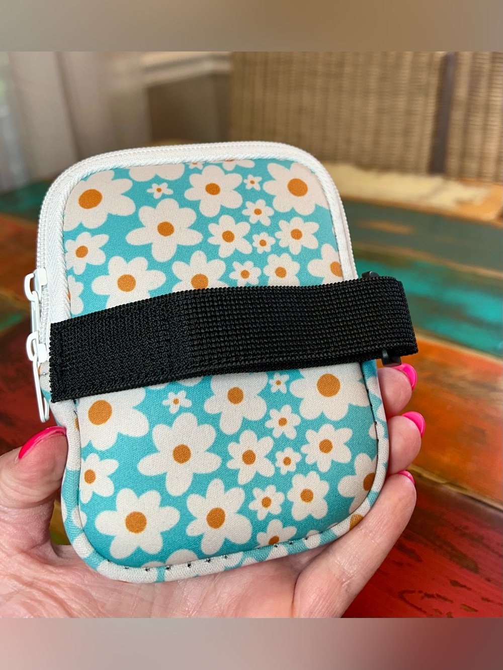 Elle Nicole Water Bottle Backpack Set Boho Floral & Blue Daisy Pouches - Picture 5 of 11